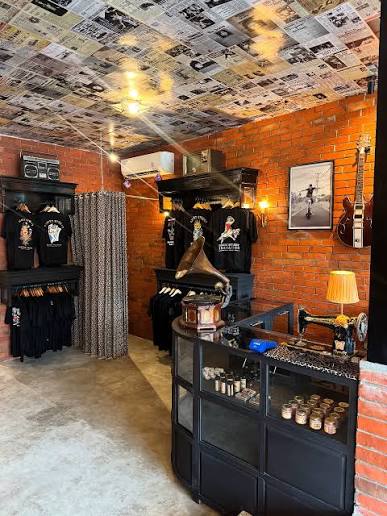 Clothing Store